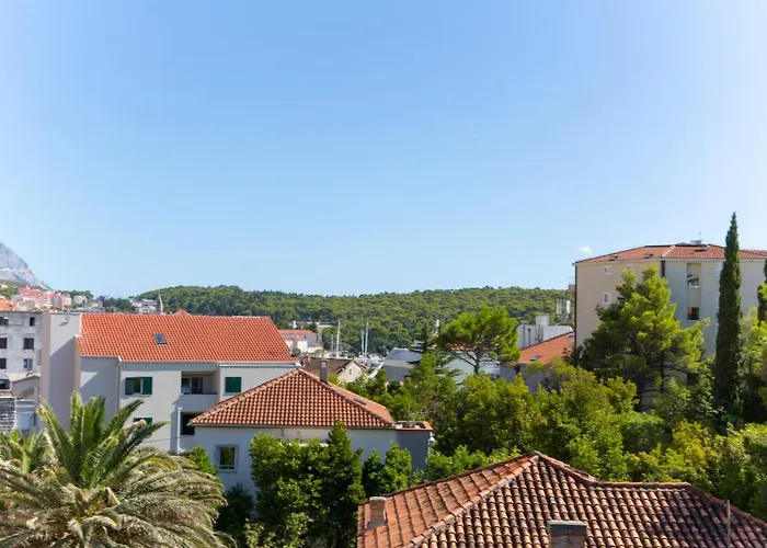 Ivan Centar Makarska
